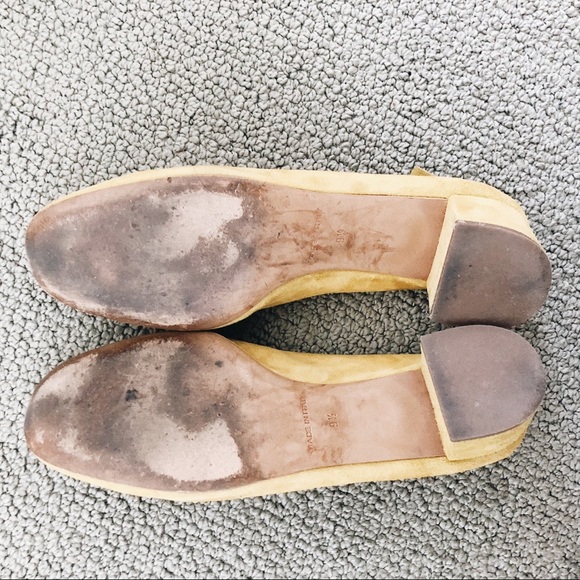 🚫SOLD🚫 Everlane Day Heel in Yellow Suede - Picture 3 of 5